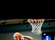 开云-新疆队力克猛龙，福克斯带队取胜