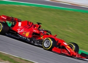 开云平台-索伯车队完胜雷诺车队，佩雷兹统治全场