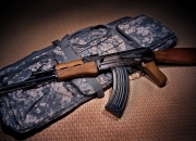 开云sport-突尼斯铁壁破南美风暴！坎特攻防一体的艺术之夜点燃冠军之路