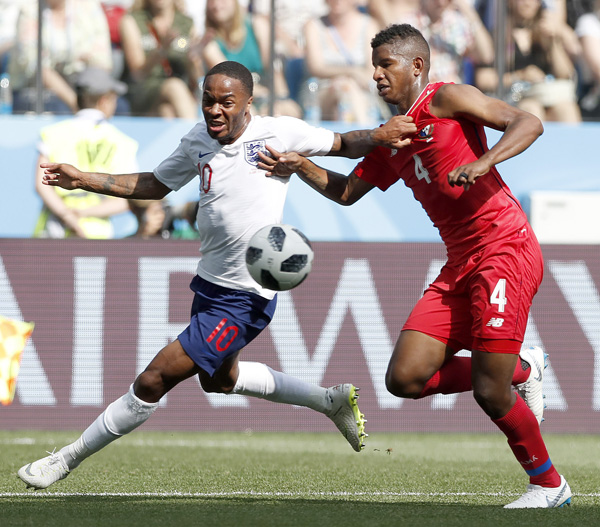 英格兰取得对俄罗斯的关键胜利，小组领跑