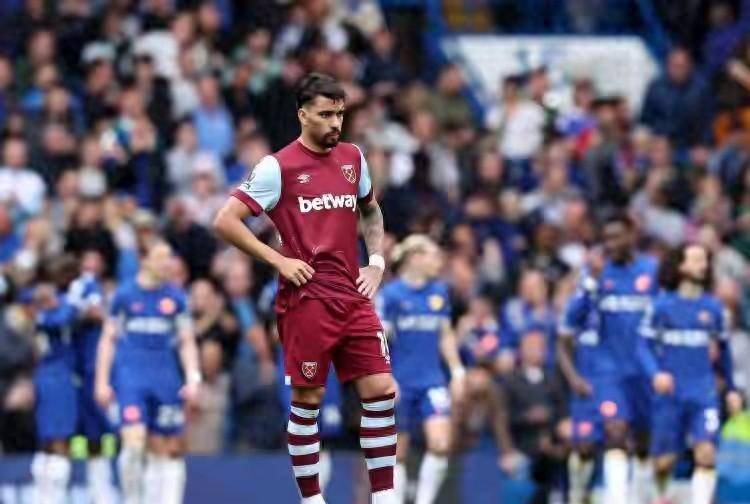 阿斯顿维拉豪胜,盼望升入英超 阿斯顿维拉豪胜,盼望升入英超