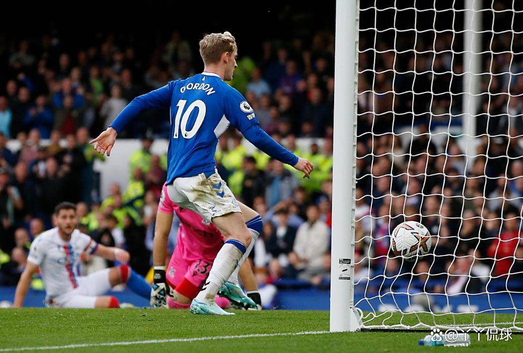 埃弗顿赢球在望，石进联赛前列