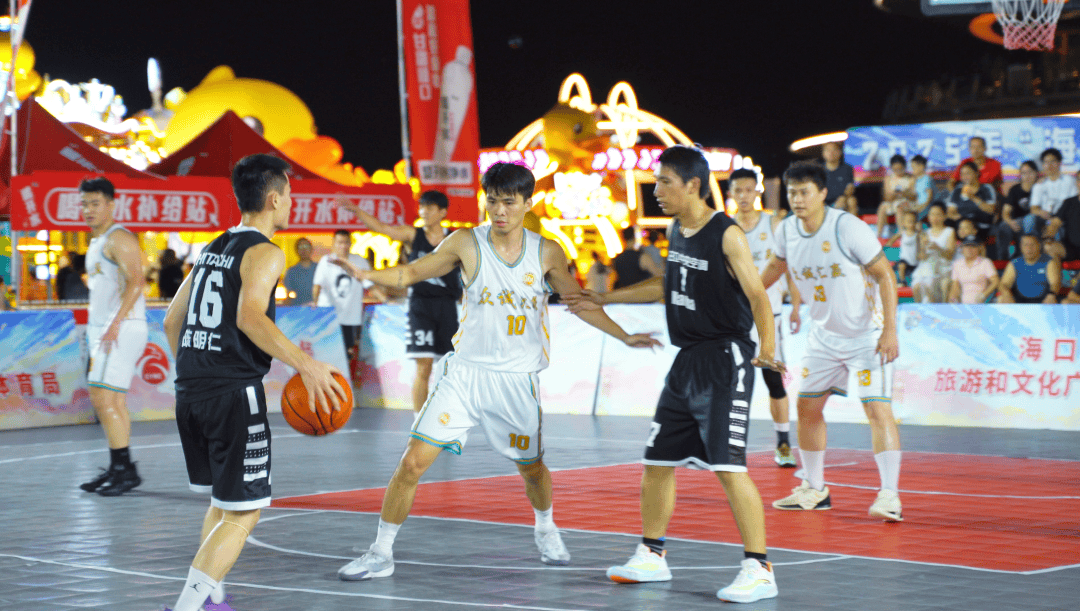 史诗对决!篮球上演极限翻盘 史诗对决!篮球上演极限翻盘