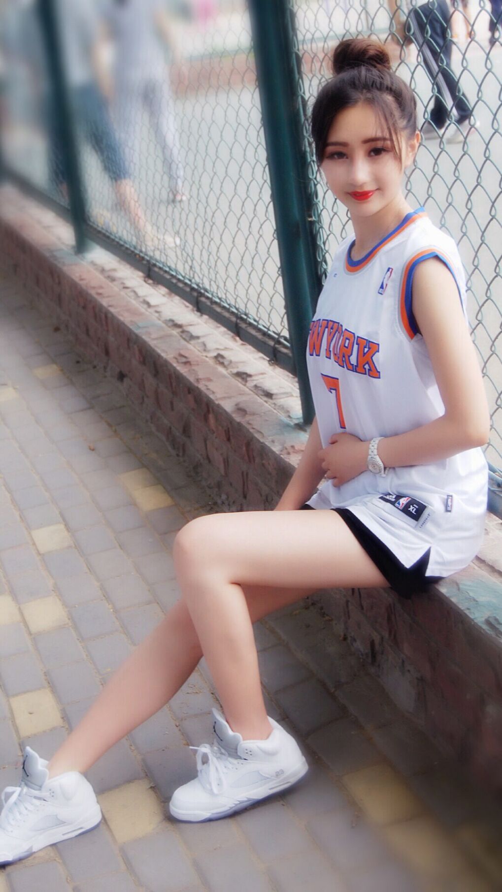 猎熊者，德文·布克如何在攻防两翼同时封死勇士命脉