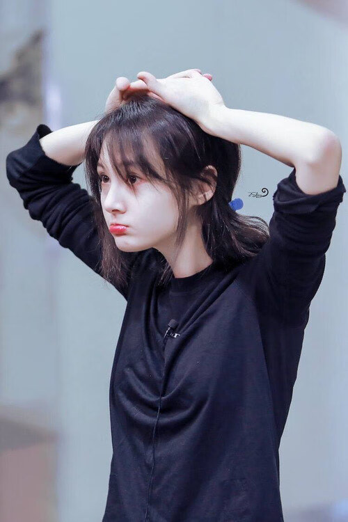 欧文魔术手导演跨洋风暴,鹈鹕VS广东,独行侠灵魂的时空切割战